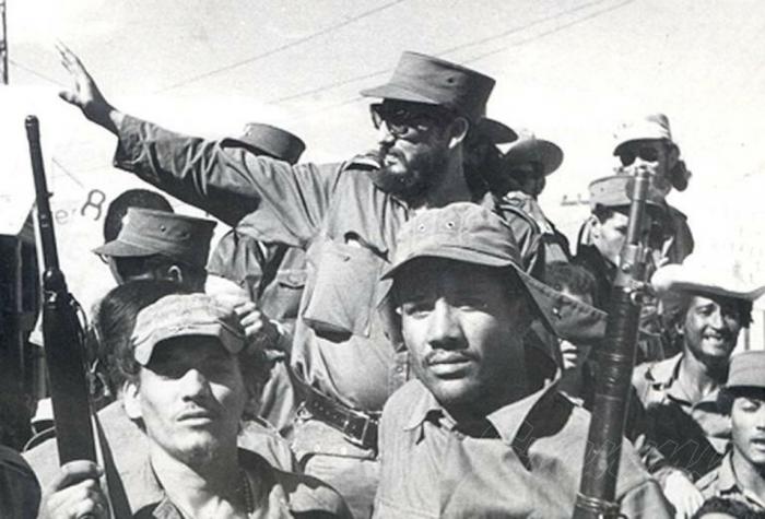 «Tomaremos otras medidas, pero la primera tiene que ser la Reforma Agraria», anticipó Fidel en Guantánamo. «Tomaremos otras medidas, pero la primera tiene que ser la Reforma Agraria», anticipó Fidel en Guantánamo.