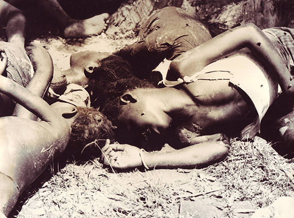 La masacre de Cassinga, fotografía tomada al día siguiente, el 5 de mayo de 1978 La masacre de Cassinga, fotografía tomada al día siguiente, el 5 de mayo de 1978