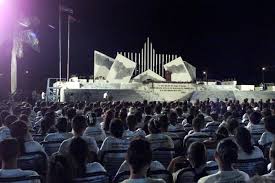 Plaza Celia Sánchez Manduley, Manzanillo.