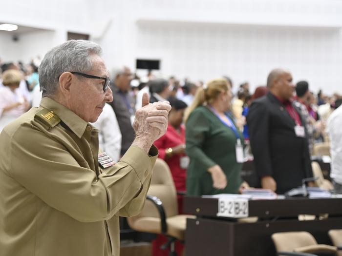 El Líder de la Revolución Cubana, General de Ejército Raúl Castro Ruz, estuvo presente en todas las jornadas de este Primer Periodo de Sesiones. Foto: Estudios Revolución