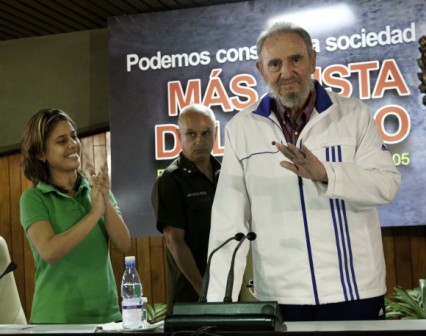 La presidenta de la FEU, Maidel Gómez, en el encuentro de Fidel Castro con universitarios. 