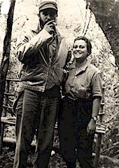     Fidel und Pastorita in der Kommandantur von La Plata 