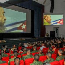 Velada político-cultural por el primer aniversario de la desaparición física del Comandante en Jefe, Fidel Castro Ruz. Foto: Jose M. Correa 