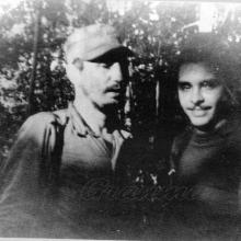 Frank Pais y Fidel Castro en la Sierra Maestra Foto: Archivo de Granma