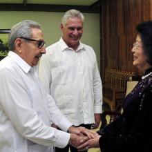 Durante el amistoso encuentro, intercambiaron sobre los entrañables lazos de hermandad que unen a los dos pueblos, partidos y gobiernos. Foto: Estudios Revolución