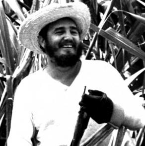 Fidel fue un elevadísimo ejemplo de consagración al trabajo y de vinculación al movimiento obrero cubano. Foto: Archivo de Granma Fidel fue un elevadísimo ejemplo de consagración al trabajo y de vinculación al movimiento obrero cubano. Foto: Archivo de Granma