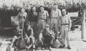 Fidel con los miembros de la Dirección Nacional del Movimiento 26 de Julio, entre ellos Haydee Santamaría, René Ramos Latour, Marcelo Fernández, Faustino Pérez, Celia Sánchez y Vilma Espín, En el Naranjo, en 1958. Fidel con los miembros de la Dirección Nacional del Movimiento 26 de Julio, entre ellos Haydee Santamaría, René Ramos Latour, Marcelo Fernández, Faustino Pérez, Celia Sánchez y Vilma Espín, En el Naranjo, en 1958.