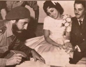 Fidel Castro estuvo presente en la boda de José Alberto León Lima como su padrino. Foto: tomada del libro Testimonio del chofer y escolta de Fidel.