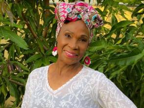 En la imagen y el cariño de figuras muy queridas por su pueblo –como la legendaria Ana Fidelia Quirot– Cuba acudió a la invitación virtual para saludar a África, luciendo prendas típicas. Foto: Cubadebate