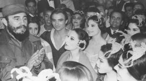 Fidel talks with prima ballerina Alicia Alonso, and other members of the National Ballet of Cuba, after a performance of Giselle in the Theater of the Cuban Workers’ Federation headquarters. Fidel talks with prima ballerina Alicia Alonso, and other members of the National Ballet of Cuba, after a performance of Giselle in the Theater of the Cuban Workers’ Federation headquarters.