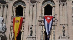 Banderas de España y Cuba en los balcones del Gran Teatro de La Habana, Alicia Alonso. Foto: Agencias