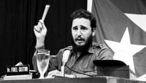 El joven Fidel durante su intervención conocida como Palabras a los intelectuales. Foto: Archivo de Granma.