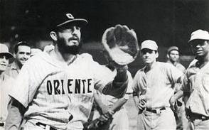 Fidel fue un amante del béisbol y otros deportes como la natación, el fútbol y el baloncesto. Foto: Trabajadores. Fidel fue un amante del béisbol y otros deportes como la natación, el fútbol y el baloncesto. Foto: Trabajadores.