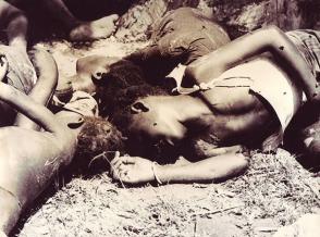 La masacre de Cassinga, fotografía tomada al día siguiente, el 5 de mayo de 1978 La masacre de Cassinga, fotografía tomada al día siguiente, el 5 de mayo de 1978