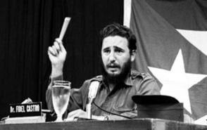 El joven Fidel durante su intervención conocida como Palabras a los intelectuales. Foto: Archivo de Granma