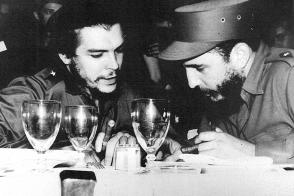 Fidel Castro y Ernesto Che Guevara en 1959