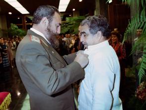 Impone la Orden “Félix Varela” de Primer Grado a Gabriel García Márquez