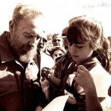Primer encuentro de Kenia y Fidel, el 19 de abril de 2001. Foto: cortesía de la entrevistada. Primer encuentro de Kenia y Fidel, el 19 de abril de 2001. Foto: cortesía de la entrevistada.